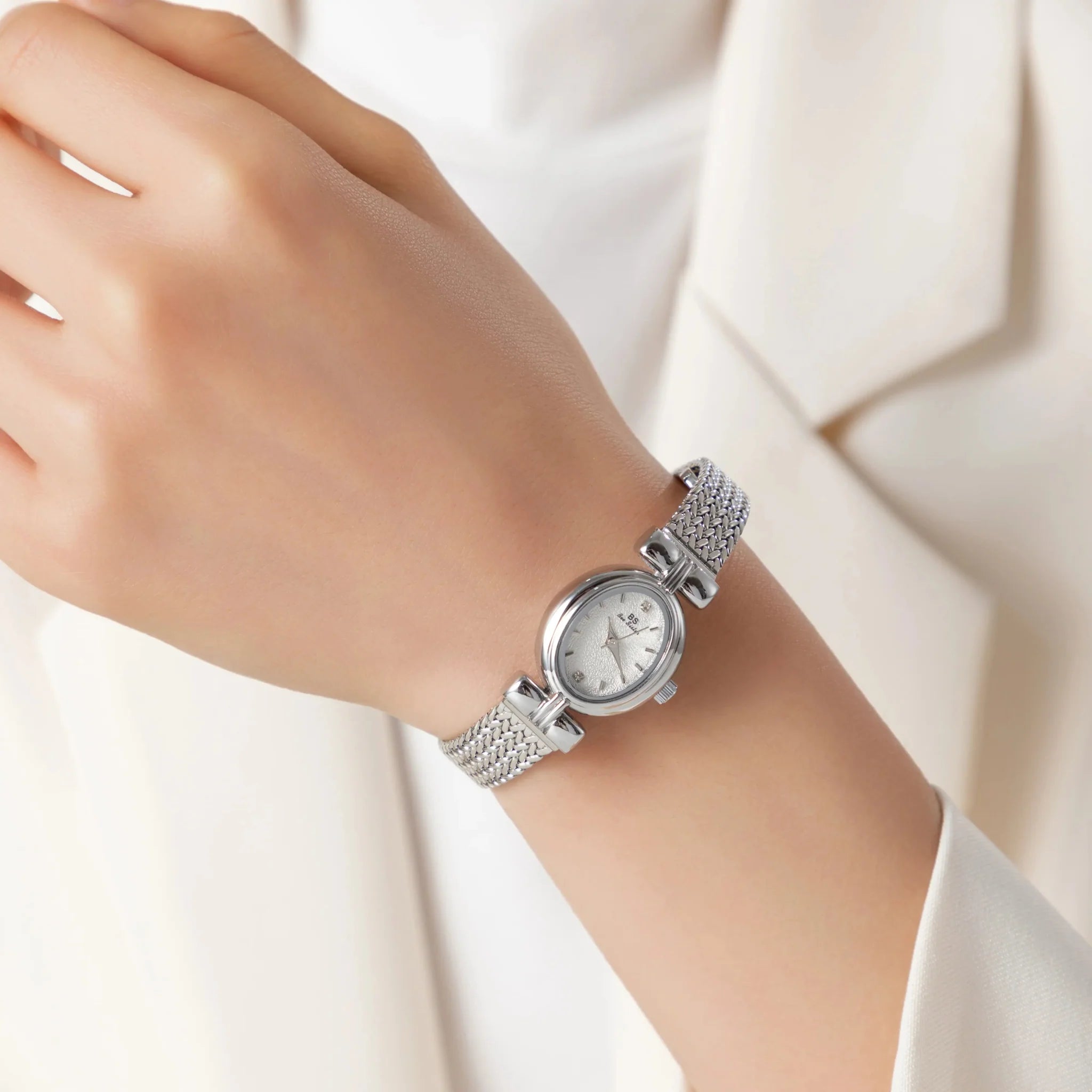 Amalie | Minimalistički sat