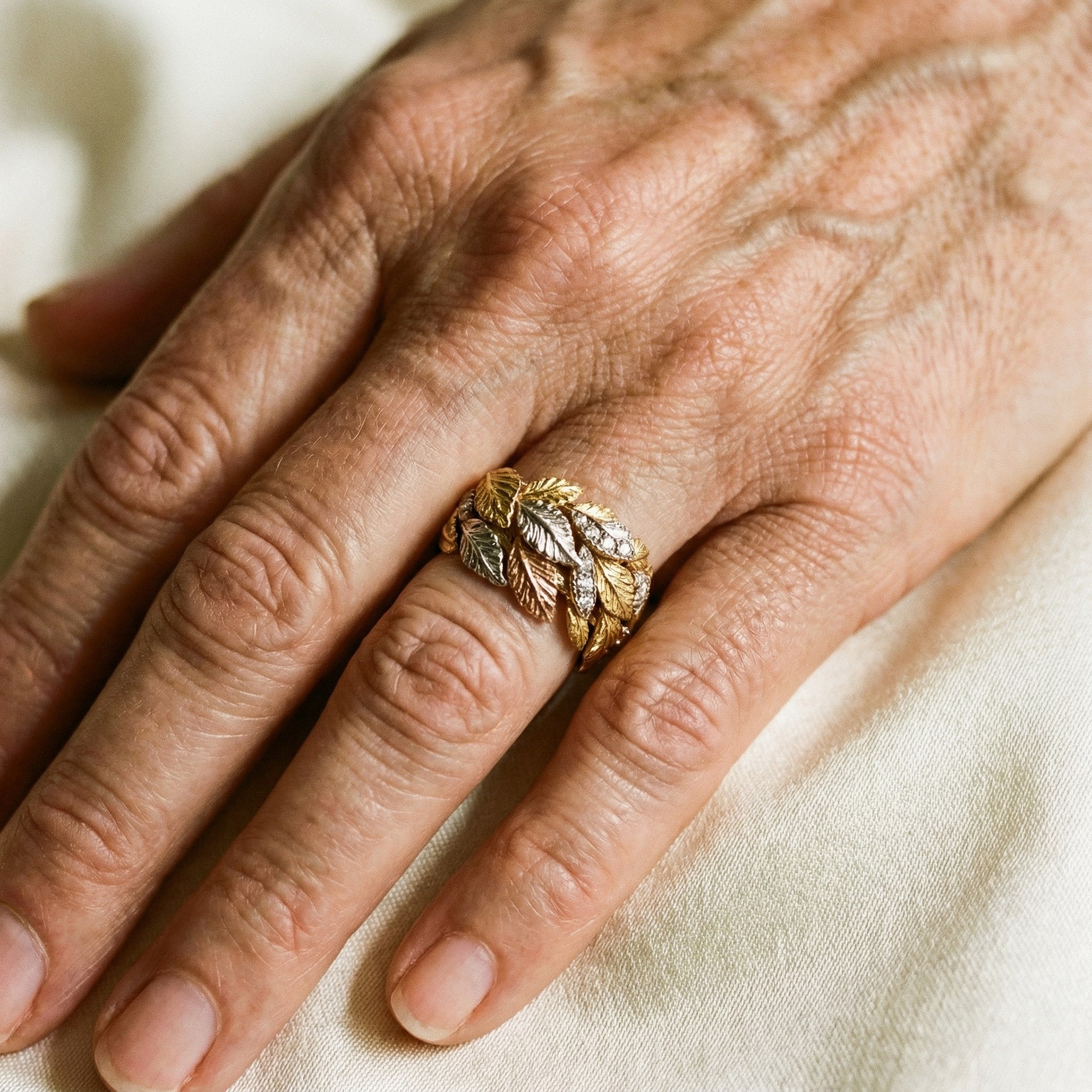 Jesenski prsten u Zlatu, Srebru i Bakru