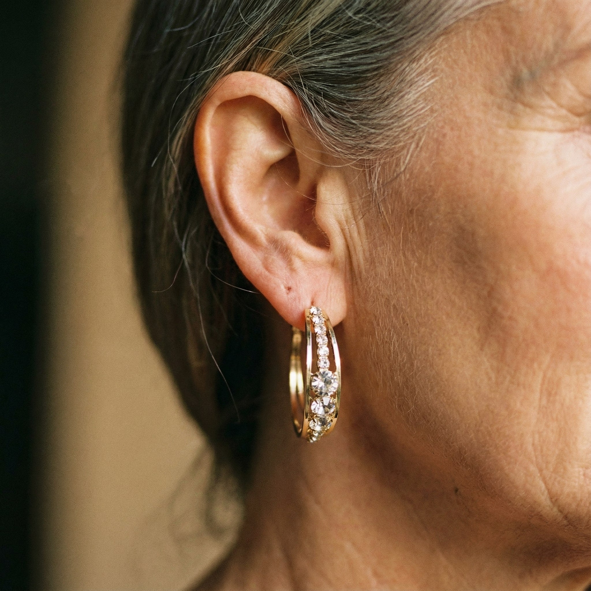 Elegantne Øringe u Zlatu