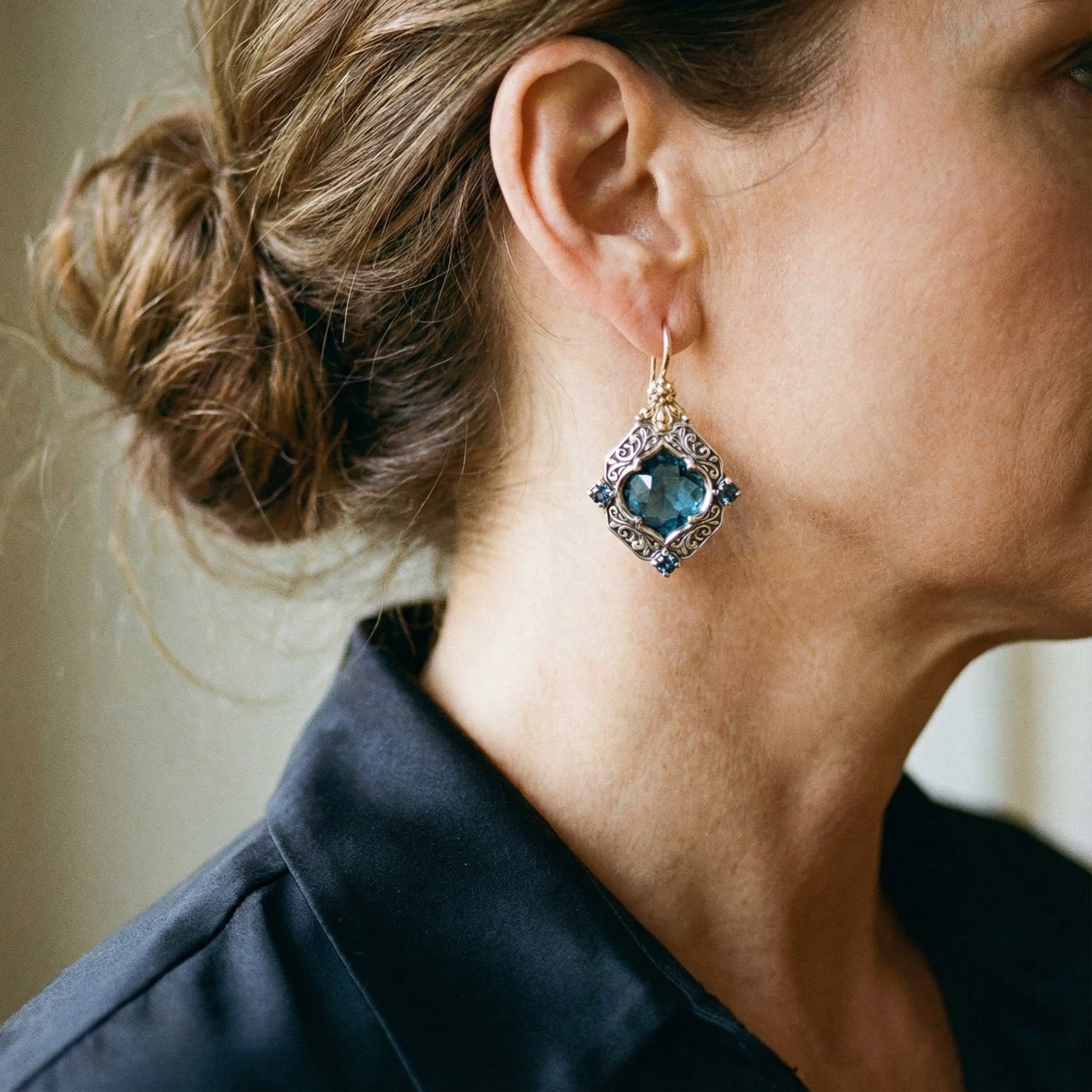 Naušnice od Plavog Kristala u Zlatu i Srebru