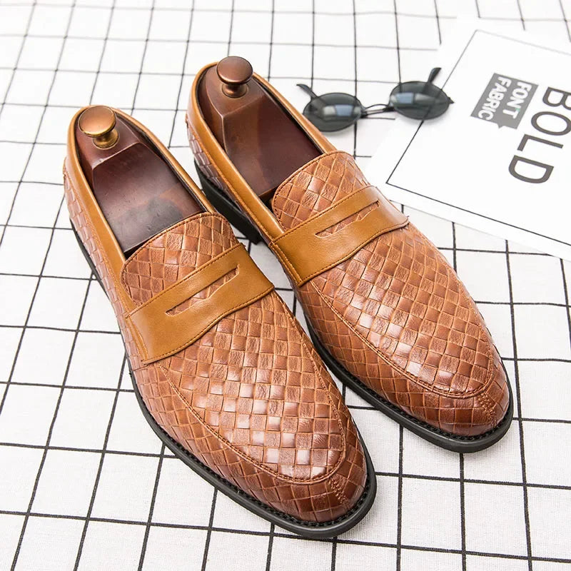Elegantni Woven Loafers