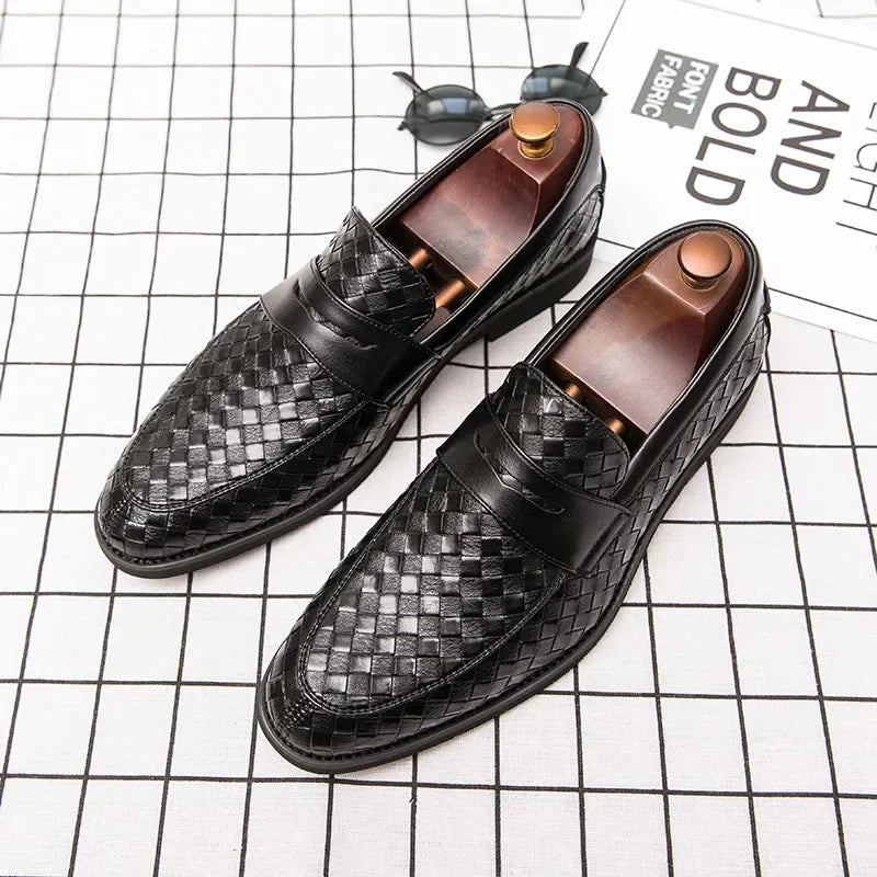 Elegantni Woven Loafers