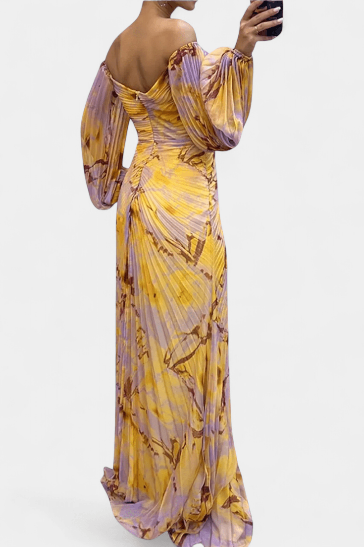 Kirstine | Plisirana Maksikola