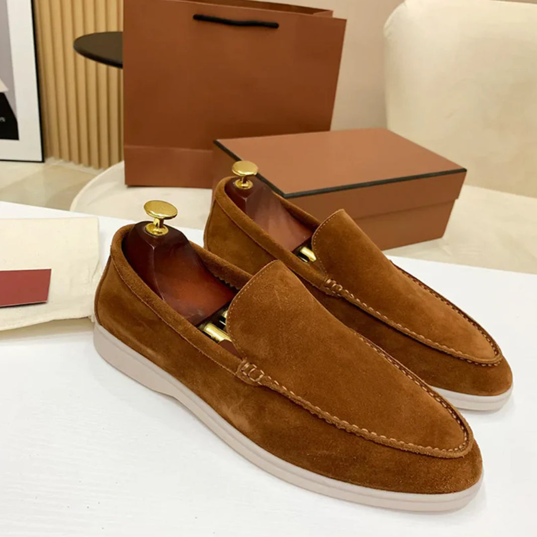 Klasične Suede Loafers
