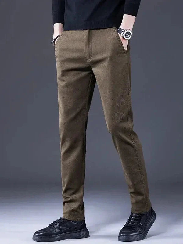 Oliver™ | Elastične Traperice