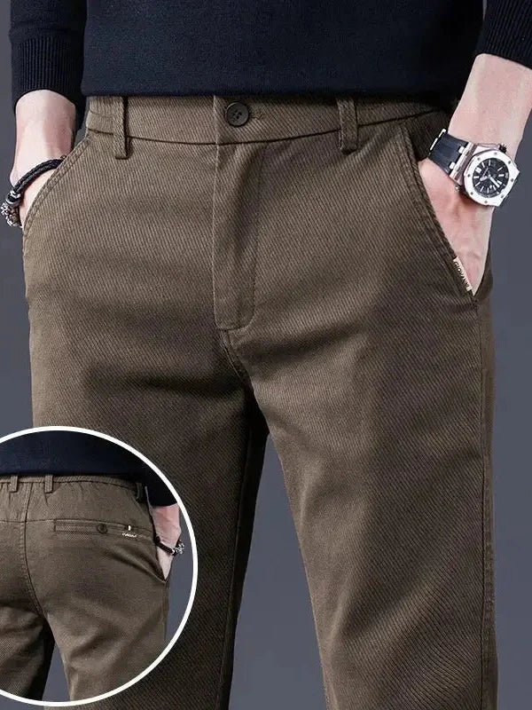 Oliver™ | Elastične Traperice