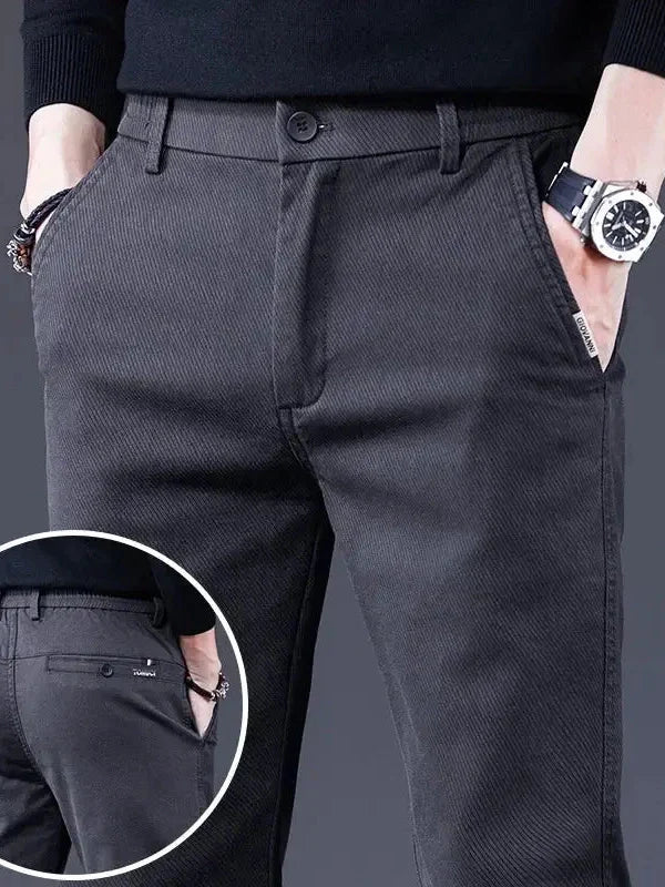 Oliver™ | Elastične Traperice