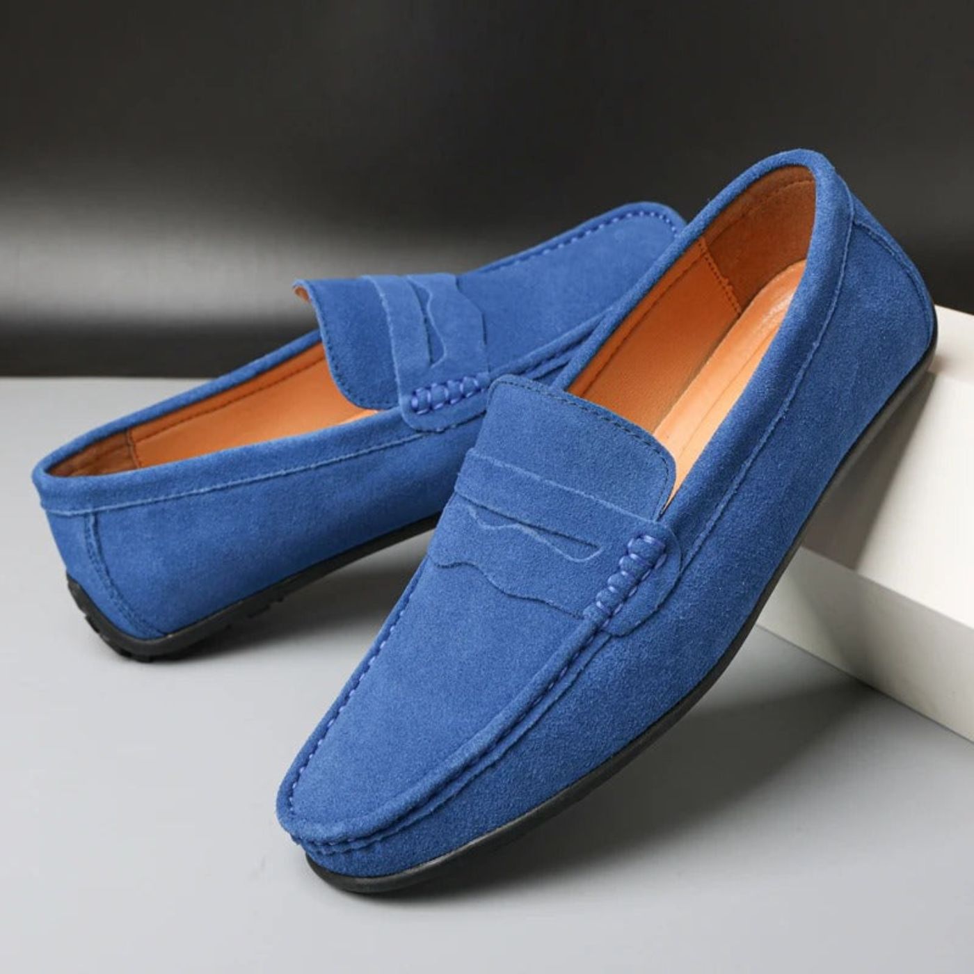 Meki Suede Loaferi