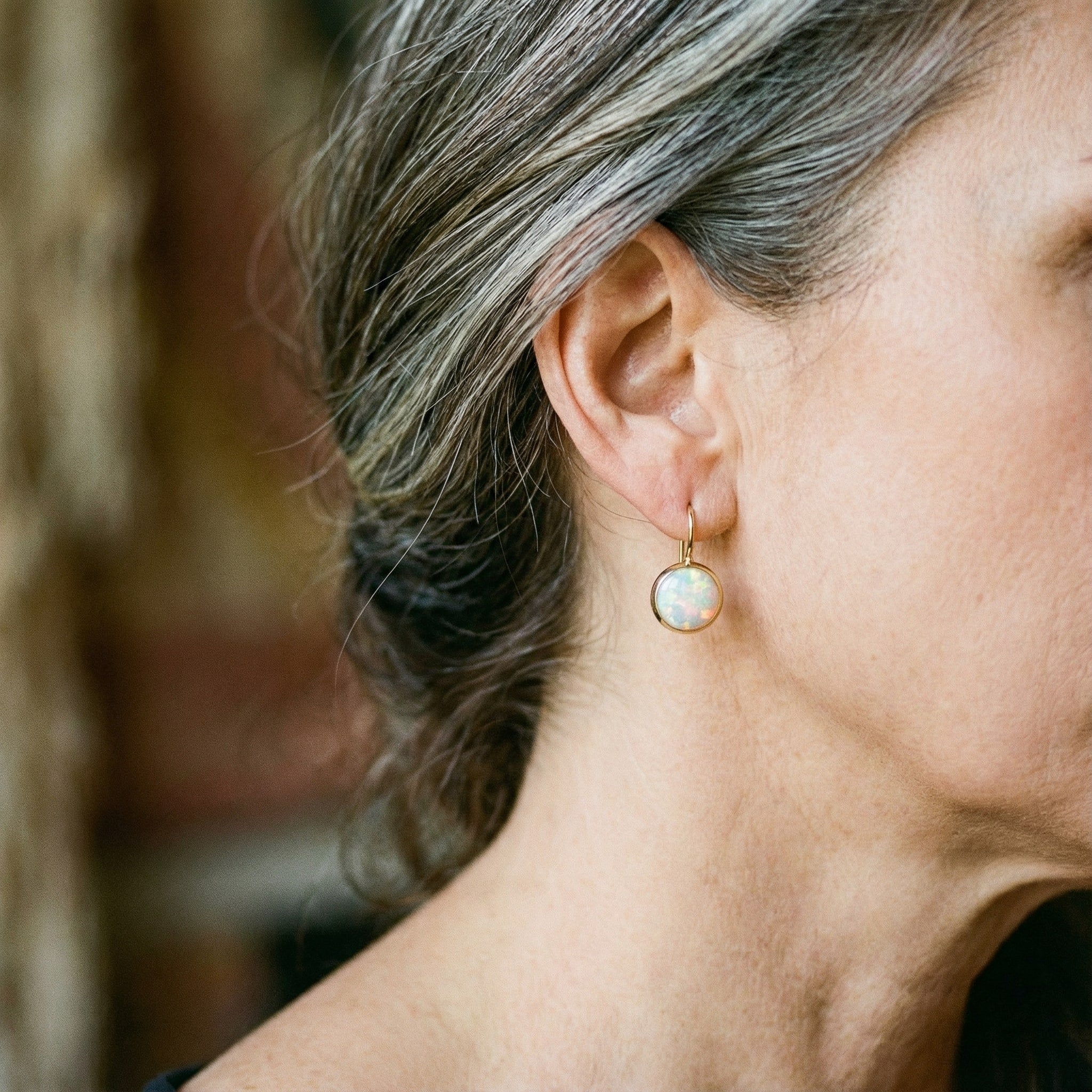 Vintage naušnice u zlatu s opalnim kamenom