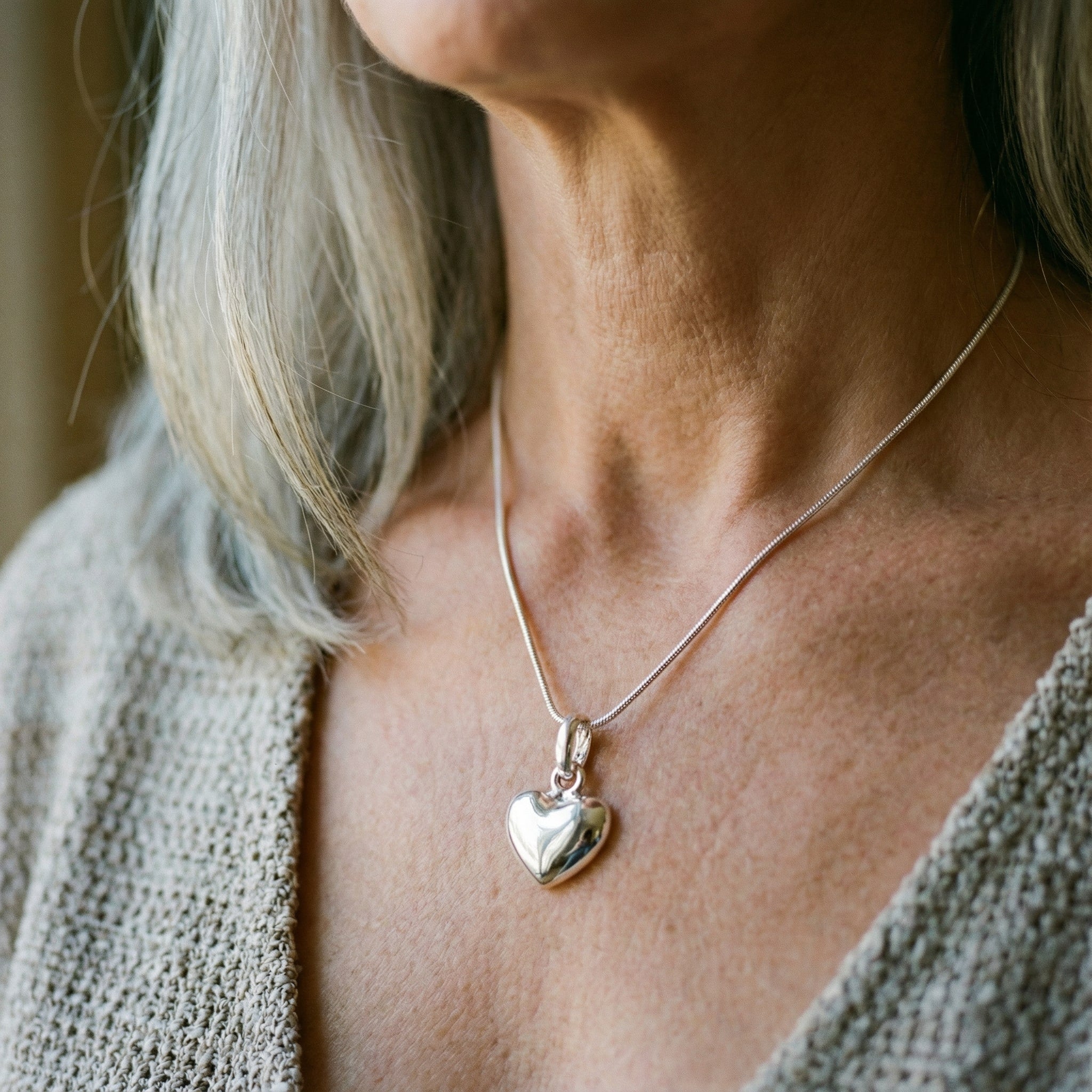 Ogrlica u obliku srca od srebra