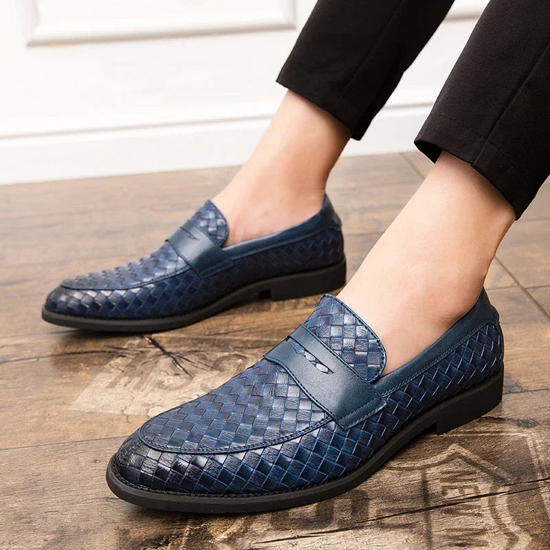 Elegantni Woven Loafers